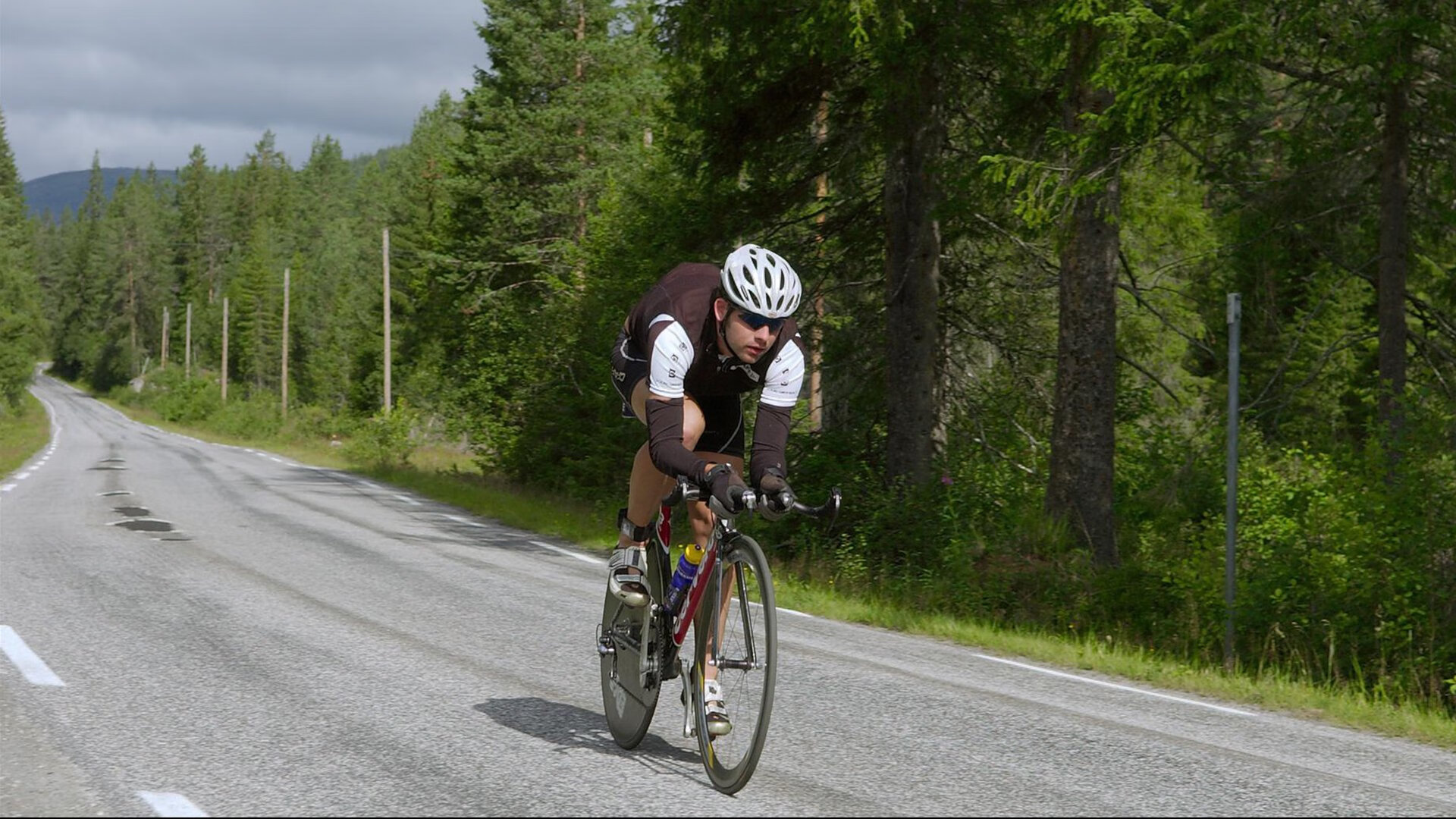 世界田径大奖赛中国站落幕,谢震业再创佳绩,田径世界冠军是谁